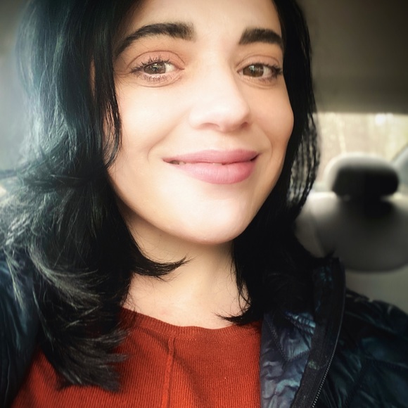 Meet your Posher, Amy - Picture 3 of 4